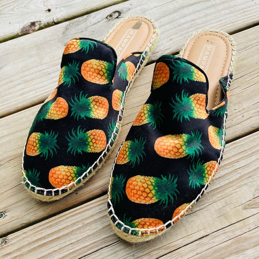 Rampage Pineapple Slip On Flat Espadrilles Shoes Women’s Size 8 Gently Used